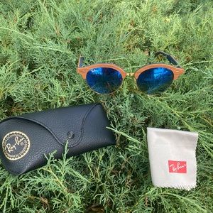 Like New Ray Ban Sunglasses